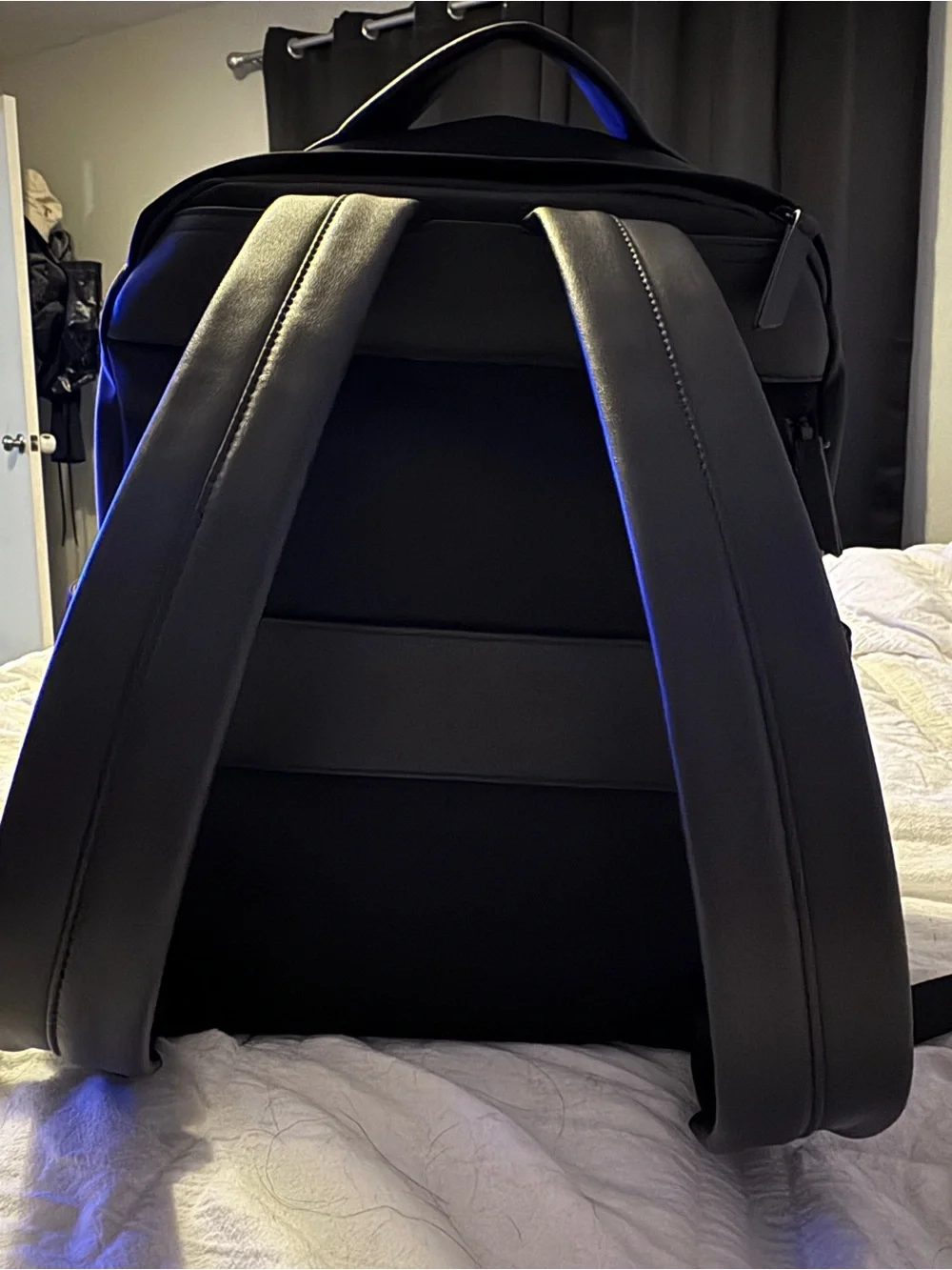 Mina Baie Black Women's Backpack – Sleek Everyday Carry